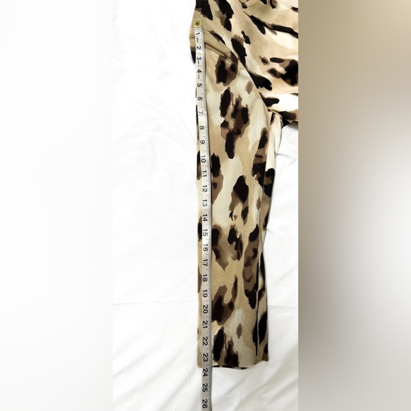 Chico's Tan Leopard Print Blazer / Size 1 or M - Picture 4 of 9